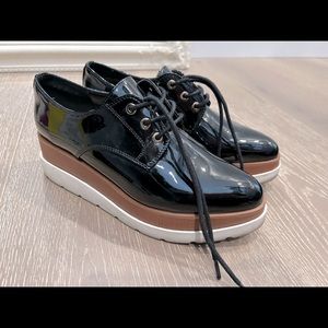 Aldo brand patent leather platform oxfords